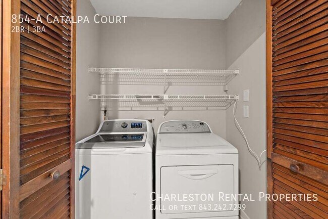 Foto del edificio - 854-A Catalpa Court-
