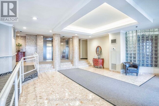Building Photo - 1110 Walden Cir