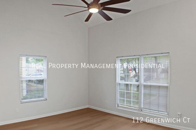 Building Photo - 112 Greenwich Ct
