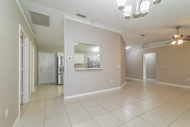 Building Photo - 248 Grifford Dr