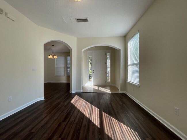 Foto del edificio - 3125 E Banister Rd