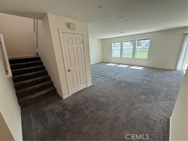 Building Photo - 672 Suukat Ct