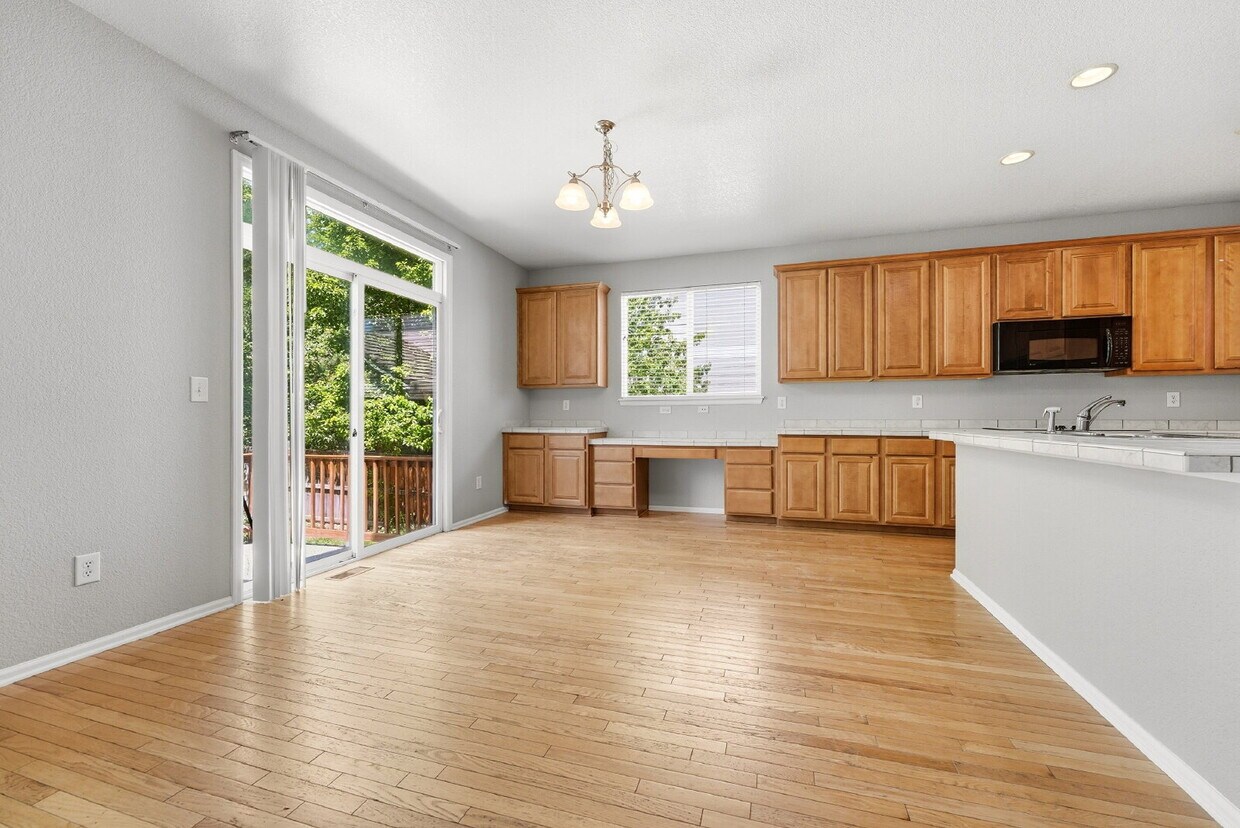 $3,340.95 with $300 off the first month's rent, 4 Beds - 4 Bath, Single Family Home in Trail Park... - $3,340.95 with $300 off the first month's rent, 4 Beds - 4 Bath, Single Family Home in Trail Park...