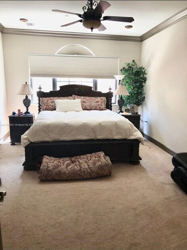 Foto del edificio - 2118 SE 7th St