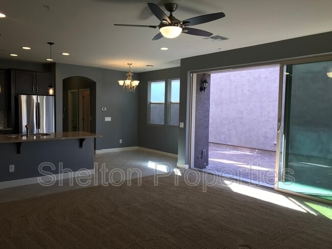 Building Photo - 20901 W Maiden Ln