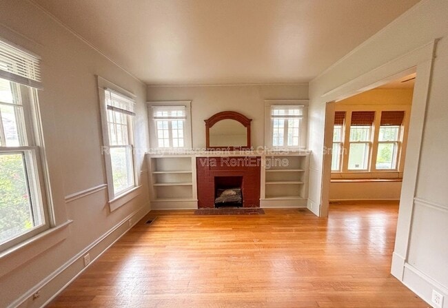 Building Photo - 811 N 41st St