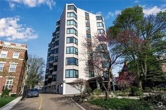 Building Photo - 849 Delaware Ave