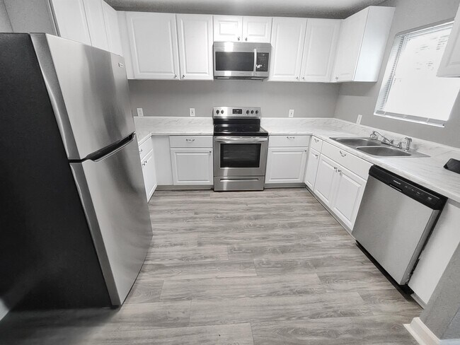 Building Photo - 2273 Jernigan Dr SE