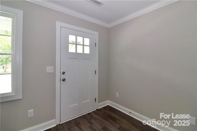 Foto del edificio - 3973 Newhall Dr NW