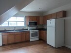 Foto principal - 581 Proctor Ave