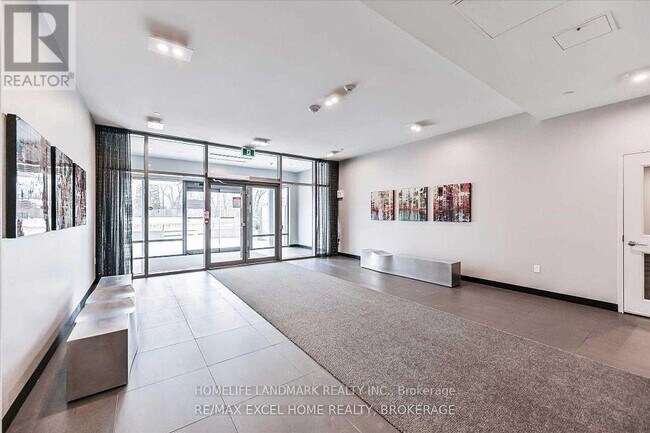 Photo du bâtiment - 52 Forest Manor Rd