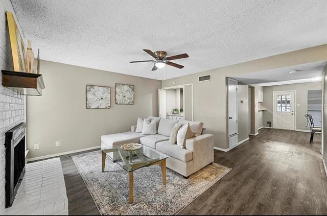 Building Photo - 2401 Long Ridge Ln