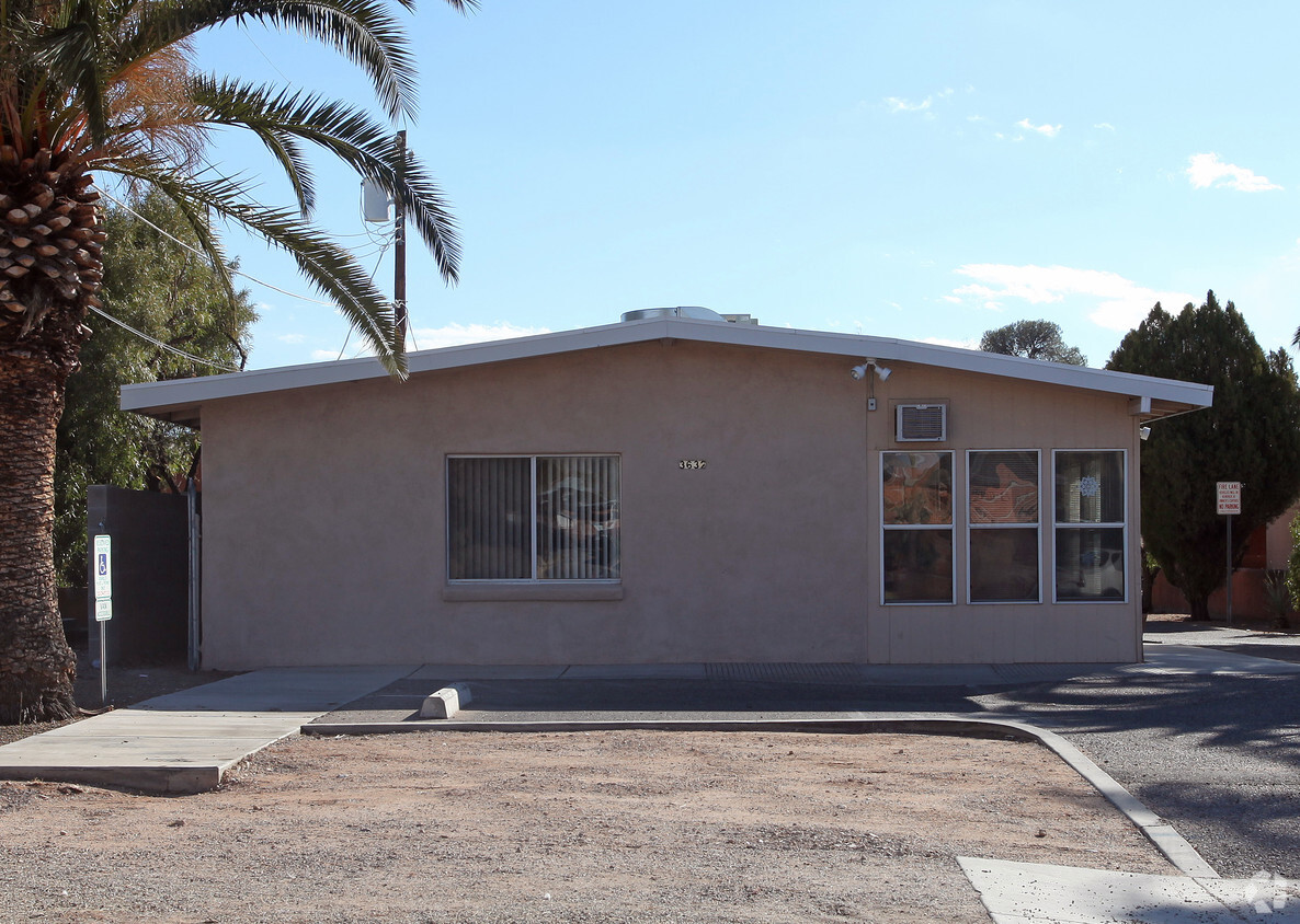 Foto del edificio - Kiva Apartments