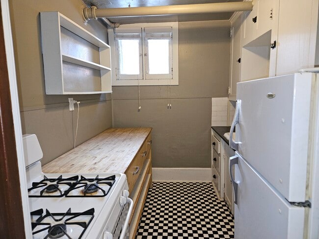 Building Photo - 1118 Pennsylvania St