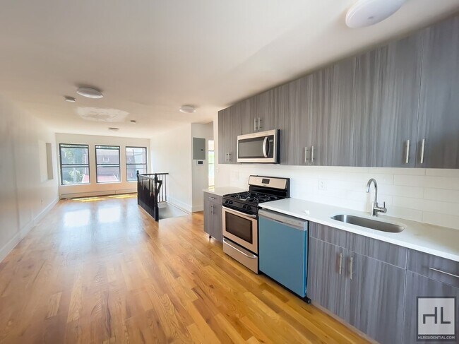 Foto del edificio - Spacious Bushwick 2 Bed 1-Bath / Great Loc...