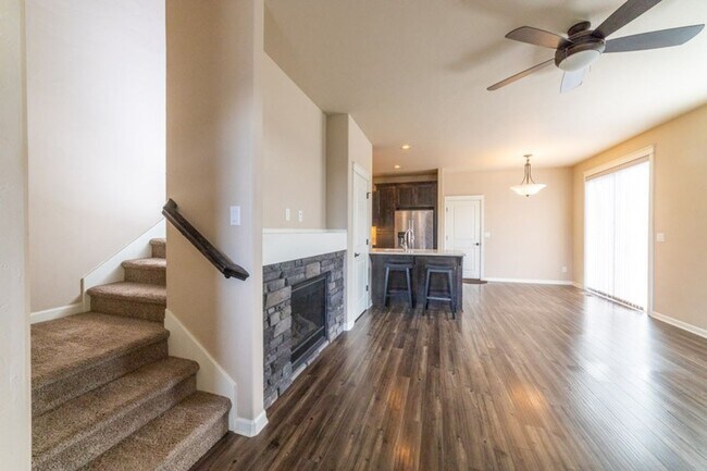 Foto del edificio - Beautiful unit in NE Bend!  Great location!