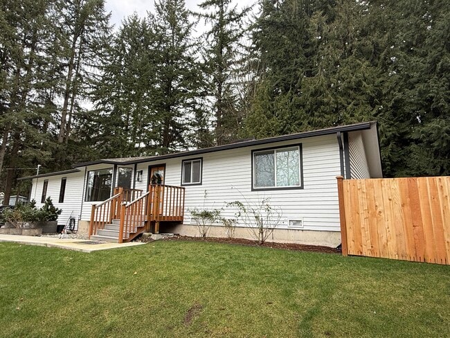 Building Photo - 19611 SR 9