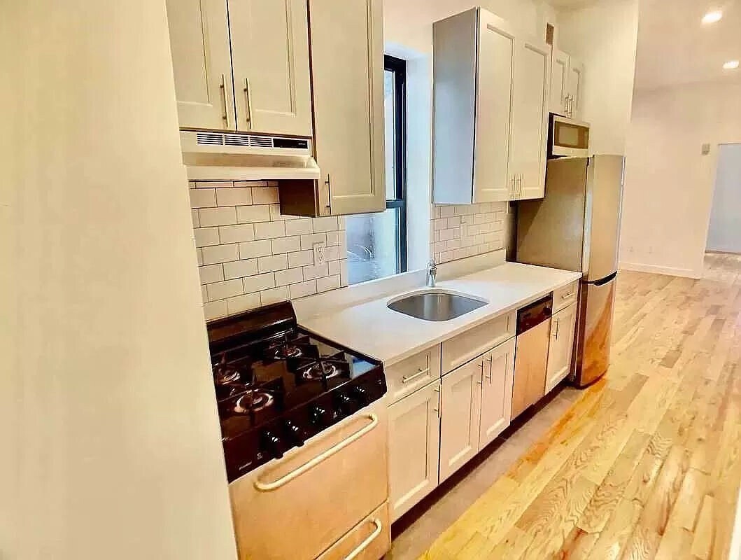 Foto principal - 808 Prospect Place
