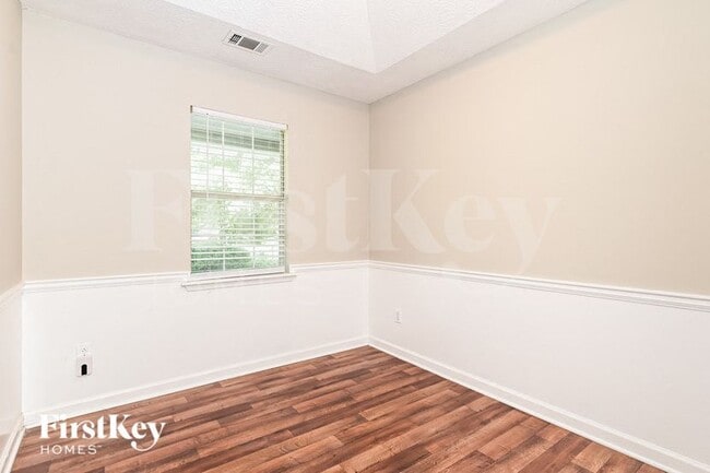 Building Photo - 130 Dunwick Ln