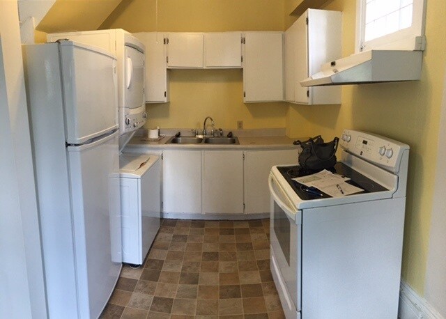 Foto del edificio - 533 N State St