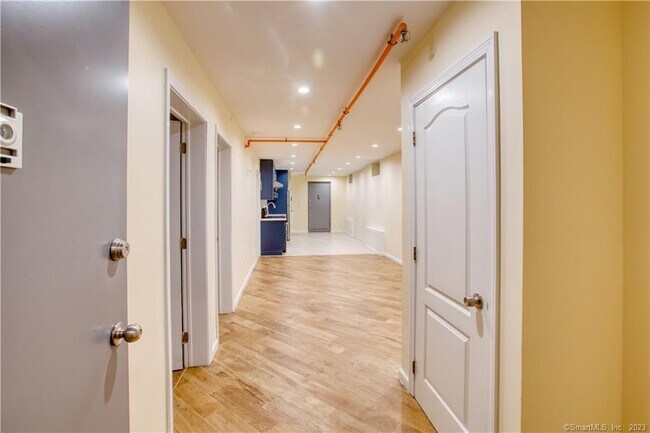 Foto del edificio - 247 Willow St