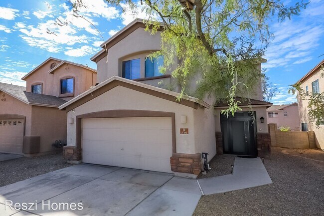 Foto del edificio - 4 br, 2.5 bath House - 3706 E Felix Blvd.