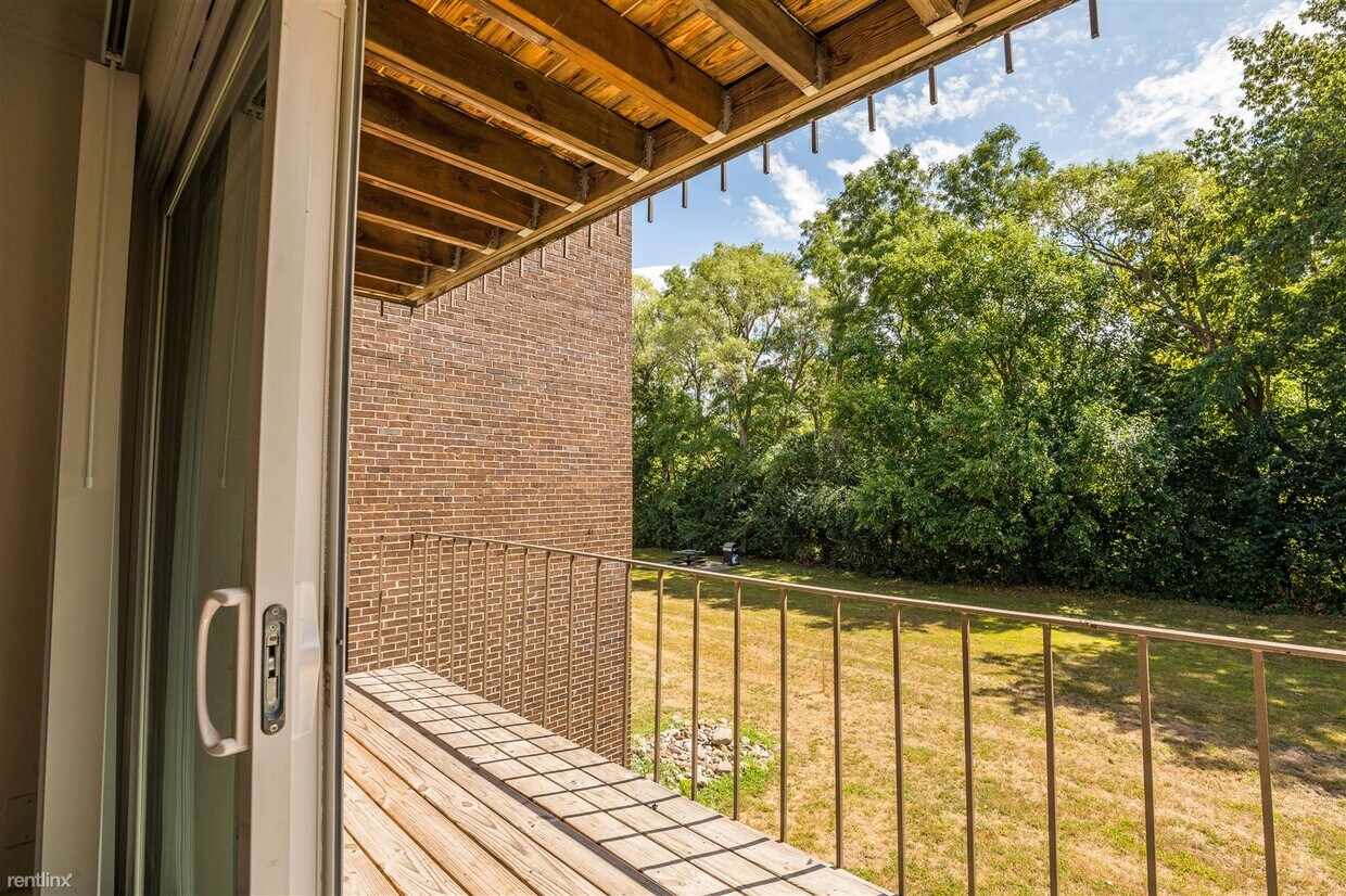 Building Photo - 2 br, 1 bath  - Collingwood Apartments