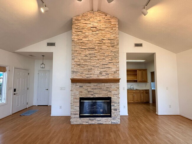 Foto del edificio - Peaceful Opelika Cabin For Rent