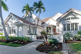 Building Photo - 2540 Half Moon Walk