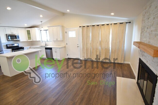 Foto del edificio - Prime Location| Single Story Family Home |  Minutes to I-15 and I-8 | | 4 minutes to Snapdragon S...