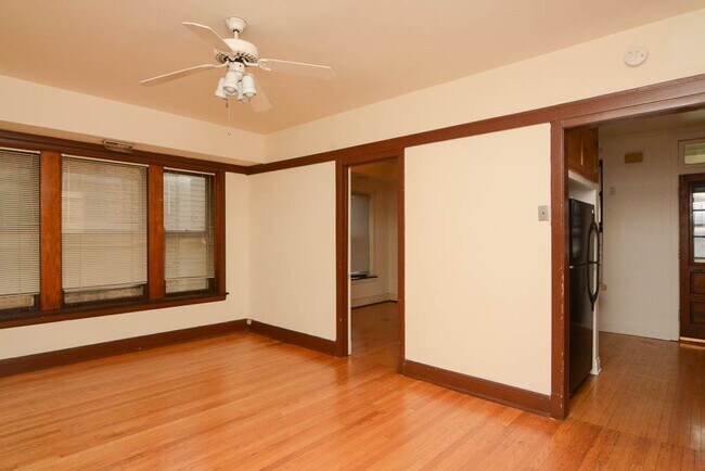 Foto del edificio - 1309 W Newport Ave