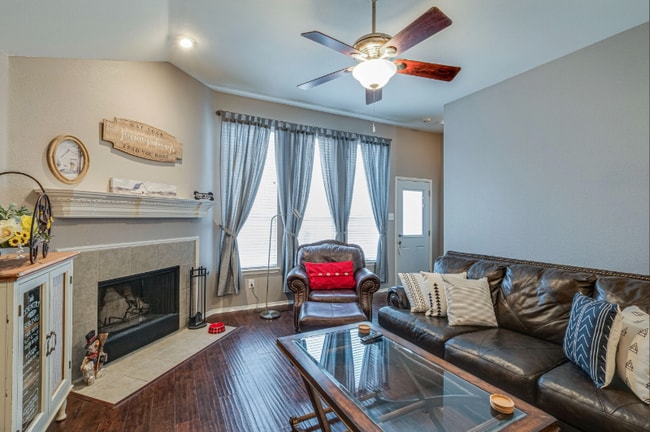 Foto del edificio - 7187 Prairie Flower Ln