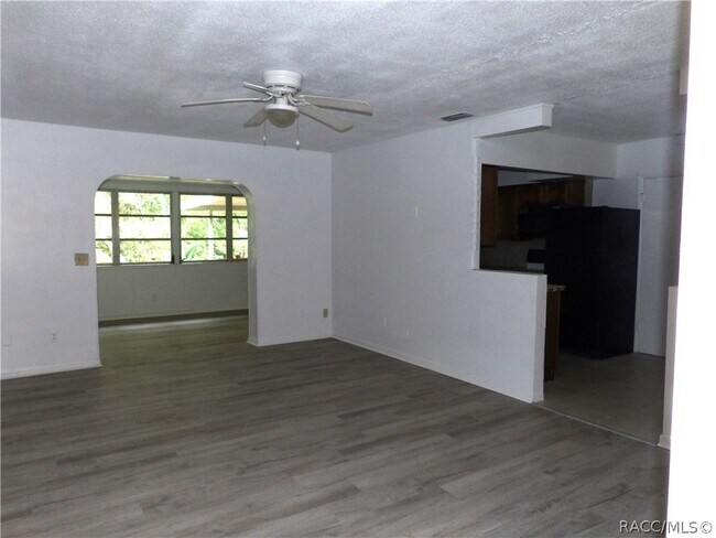 Foto del edificio - 3492 S Highlands Ave