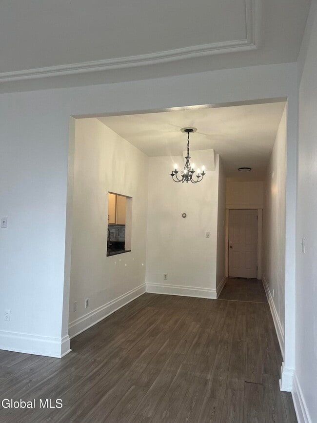 Building Photo - 9 St Joseph's Terrace