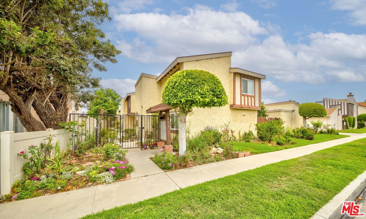 Foto principal - 1237 Elm Ave