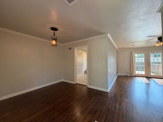 Foto del edificio - 4819 S Owasso Ave