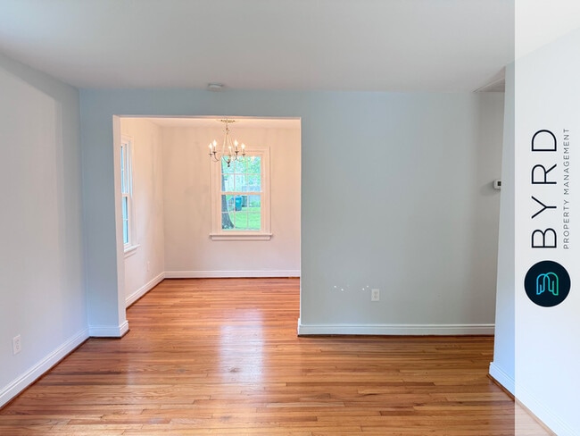 Foto del edificio - 6504 Hanover Ave
