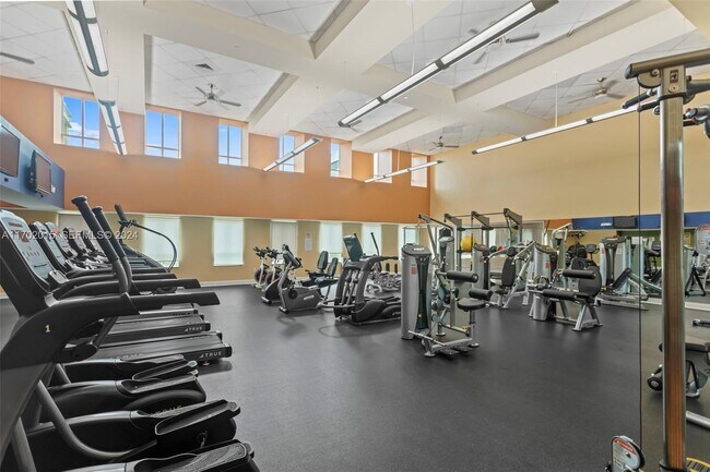 Foto del edificio - 7355 SW 89th St