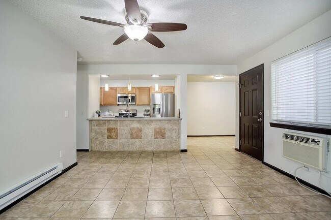 Foto del edificio - 14590 E 2nd Ave