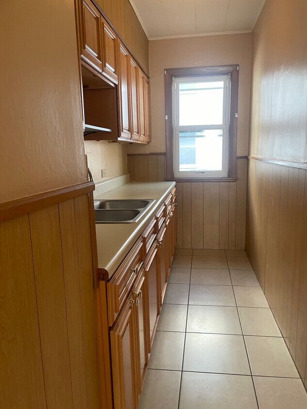 Foto del edificio - 93 Ingleside Ave