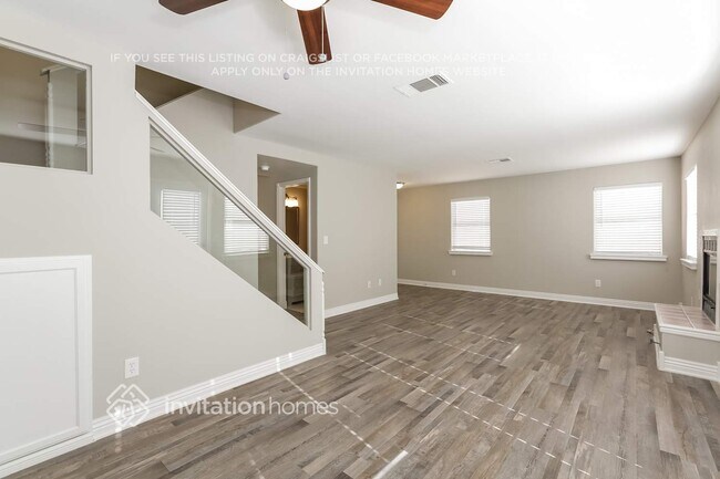 Foto del edificio - 9173 Sparklewood Ct