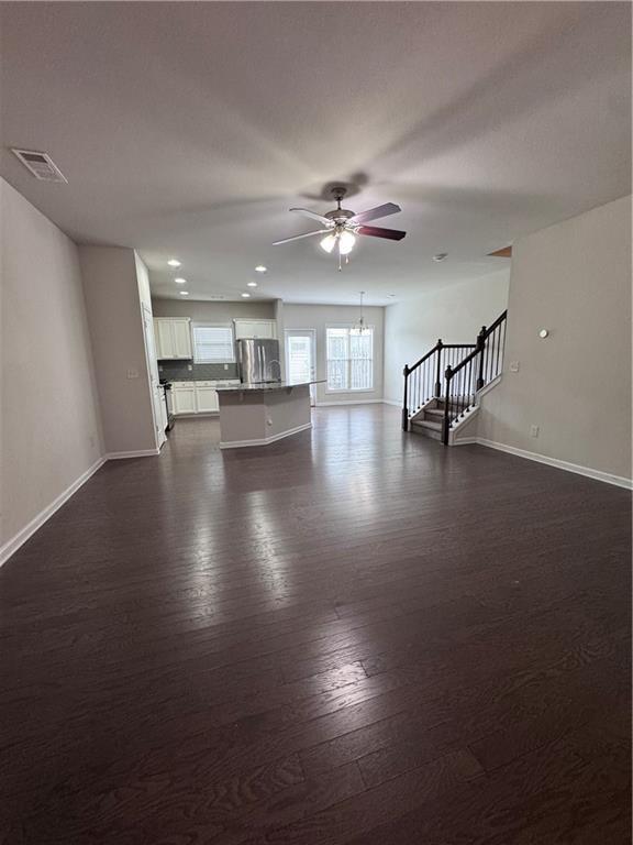 Building Photo - 2670 Maple Leaf Terrace