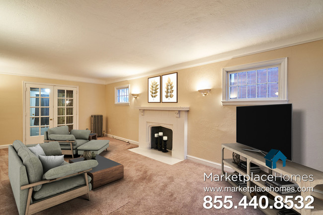 Building Photo - 3586 Raymont Blvd