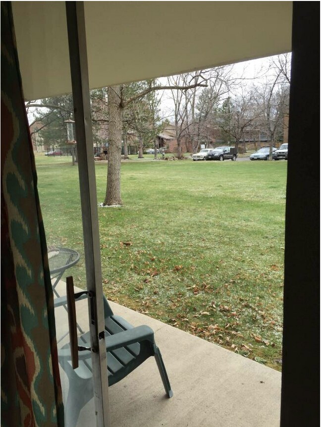 Foto del edificio - Beautiful 2 Bedroom, 1.5 Bathroom Apartment Available August 1st!