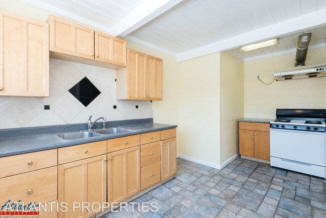 Building Photo - 10284 Chrisland Ct