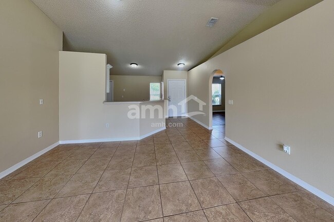 Foto del edificio - 224 Sawyerwood Pl