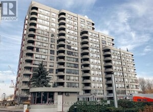 Building Photo - 5785-5785 Yonge St