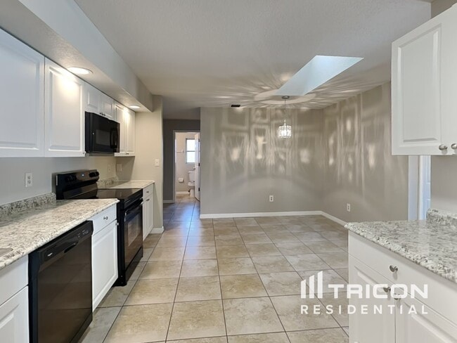 Building Photo - 20336 Peachland Boulevard Port Charlotte FL