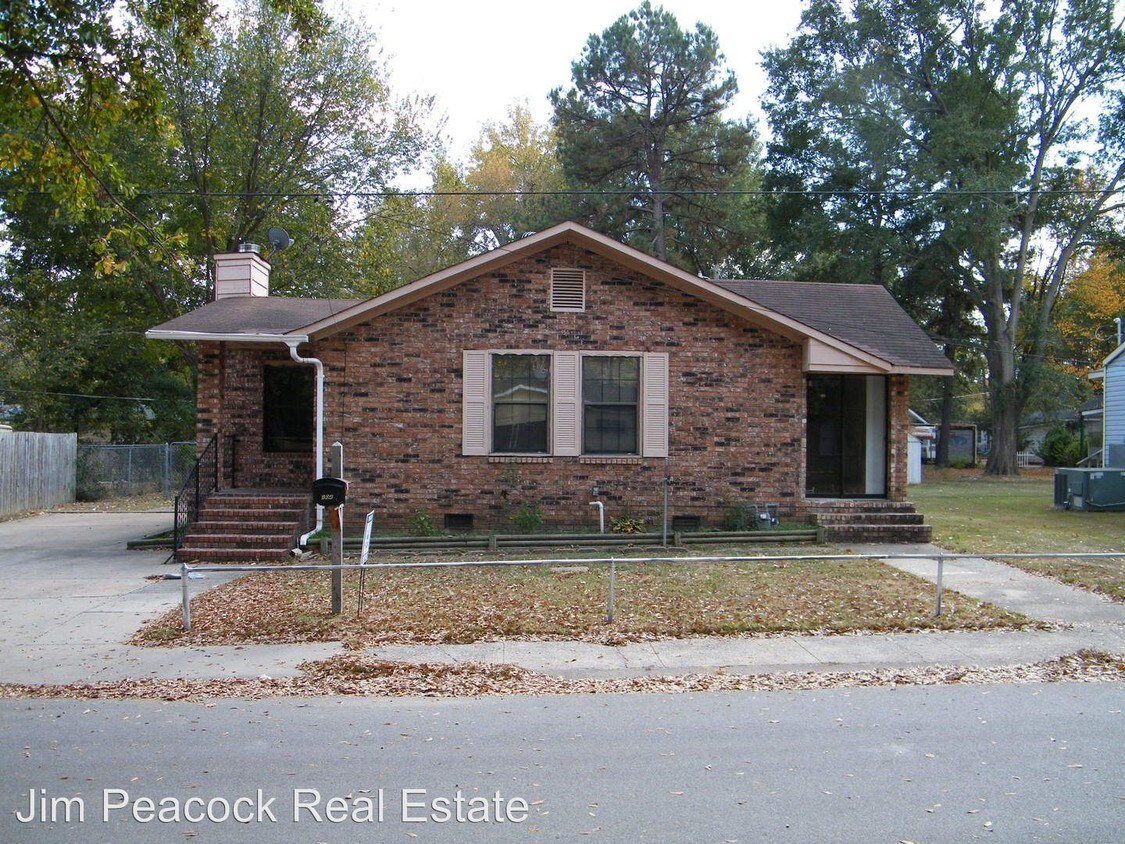 Primary Photo - 2 br, 1 bath House - 104 Roosevelt Road