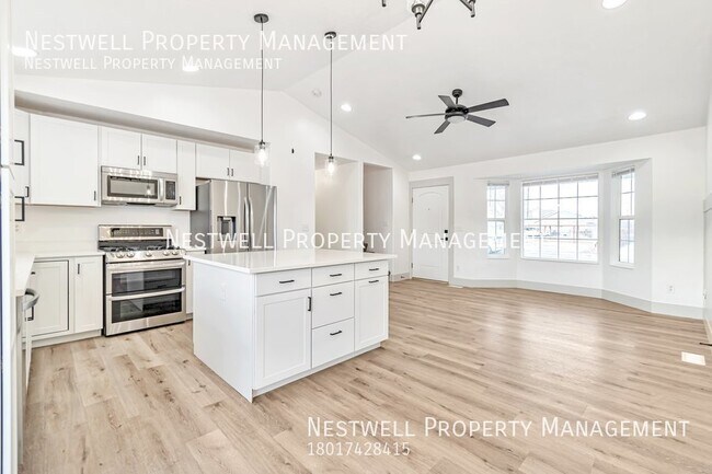 Building Photo - Great 4-bed Home in Eagle Mountain